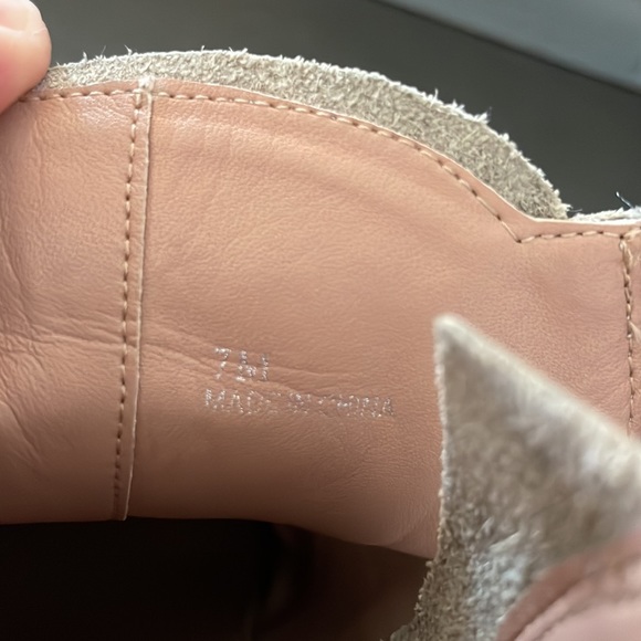 Linea Paolo Grey Leather Wedges - Picture 6 of 6